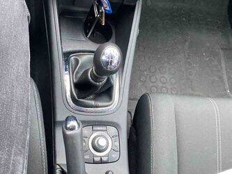 2013-renault-megane-1444943-46769526