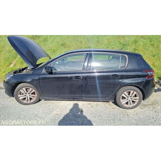 2020 Peugeot 308-46769548