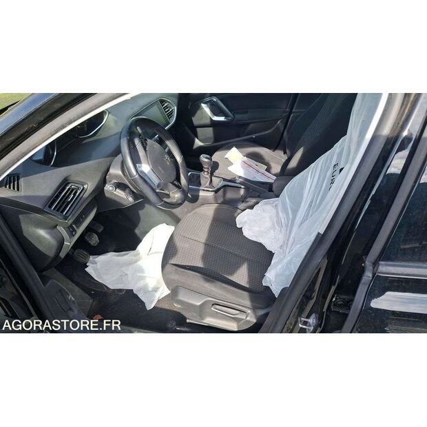 2020 Peugeot 308-46769555