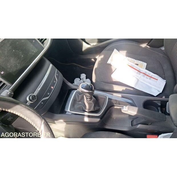 2020 Peugeot 308-46769561