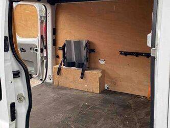 2012-renault-trafic-1444977-46769662