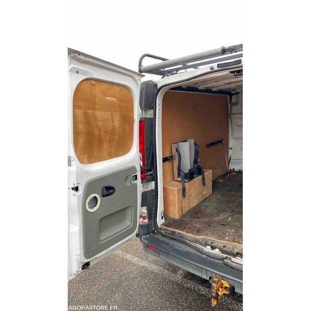 2012 Renault Trafic-46769663