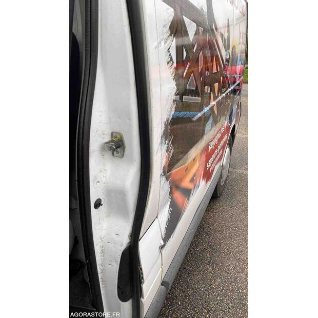 2012 Renault Trafic-46769665