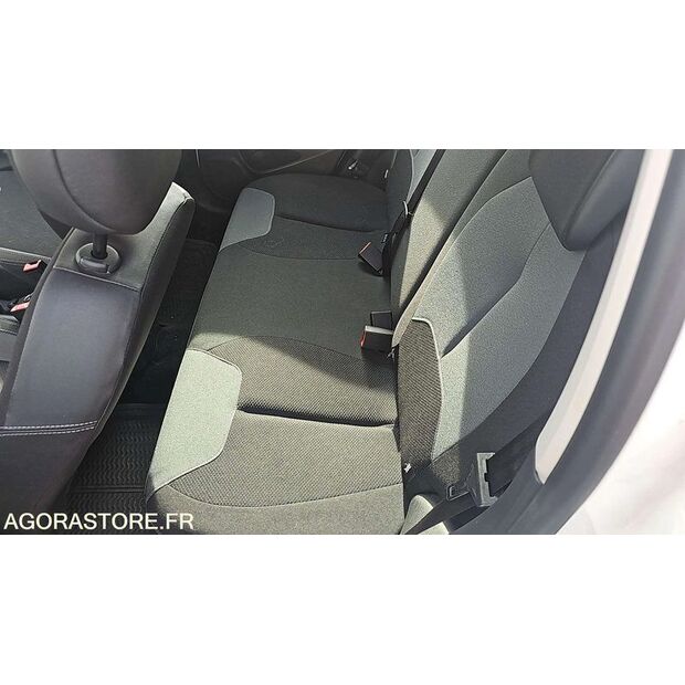 2012 سيتروين C3-46769711