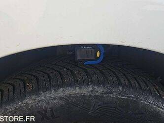 2012-citroen-c3-1445001-46769733