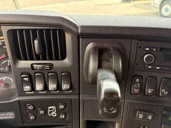 2015-scania-r450-1445079-46769928