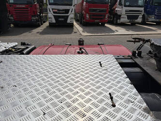 2015-scania-r450-1445079-46769932