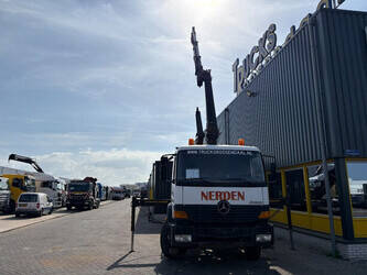 2000-mercedes-benz-atego-1823-1445476-46770039