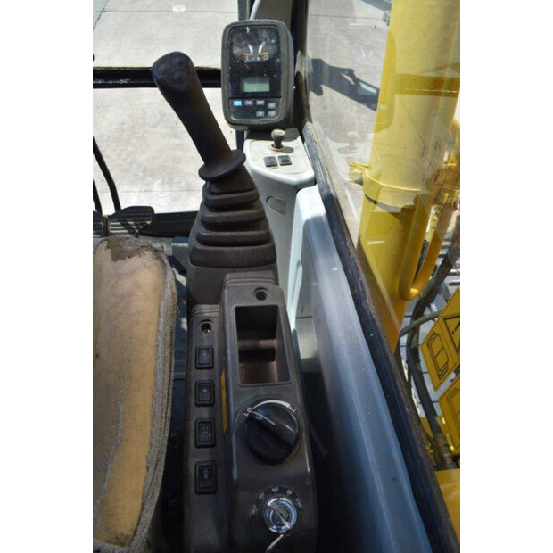 KOBELCO E135SR-46770057