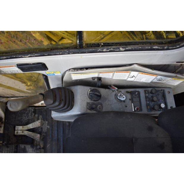 1997 كوبيلكو SK160LC-46770113