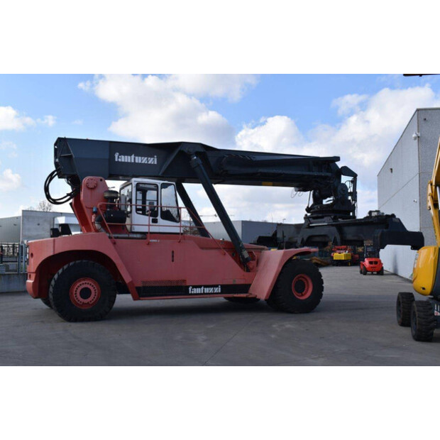 2005 فانتوزي SRP452-46770318