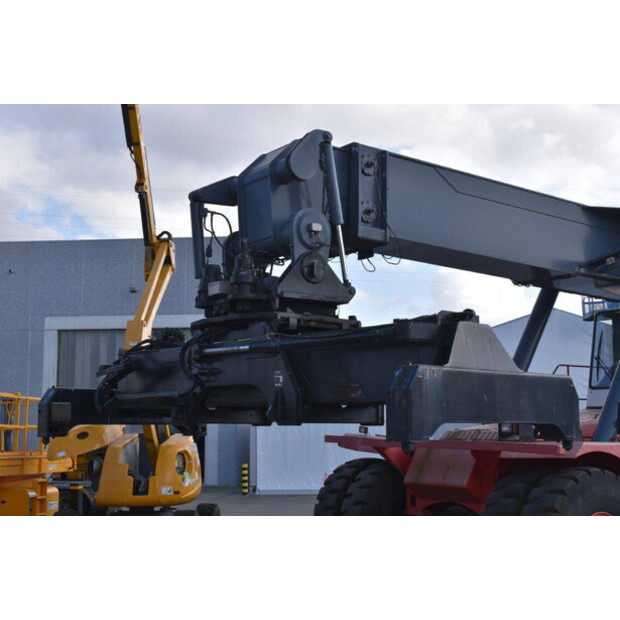 2005 فانتوزي SRP452-46770322