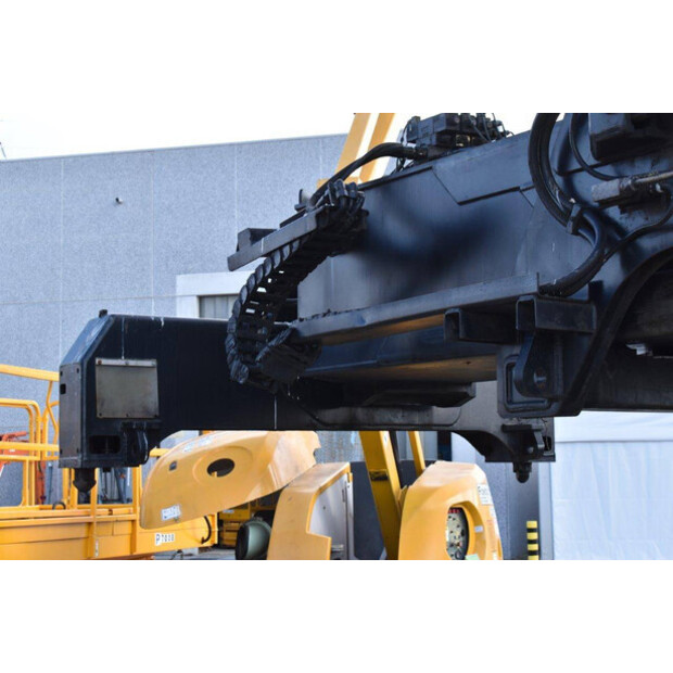 2005 فانتوزي SRP452-46770326