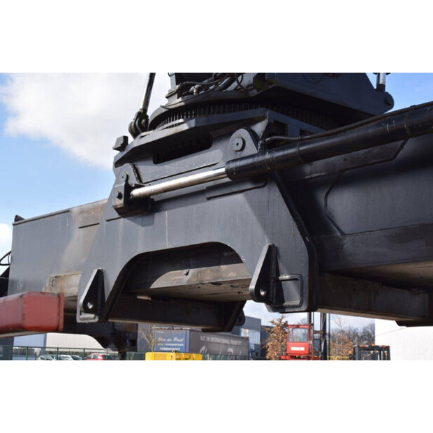 2005 فانتوزي SRP452-46770338