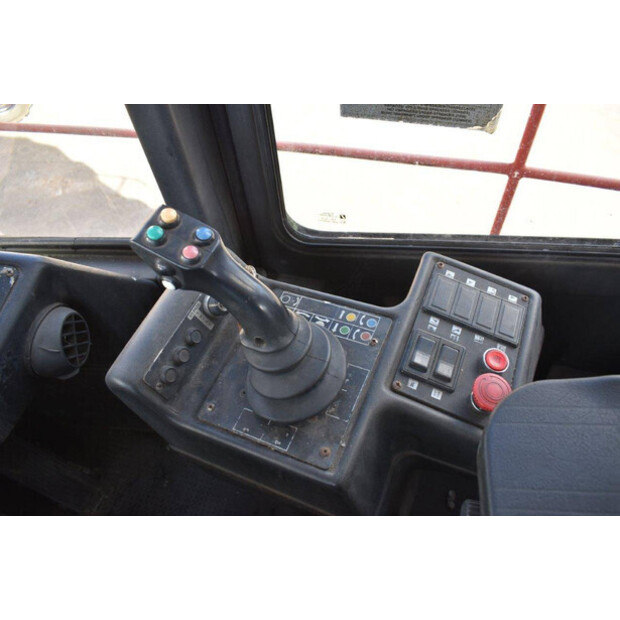 2005 فانتوزي SRP452-46770351