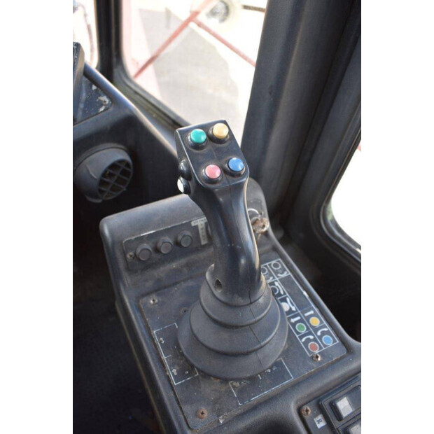 2005 فانتوزي SRP452-46770352