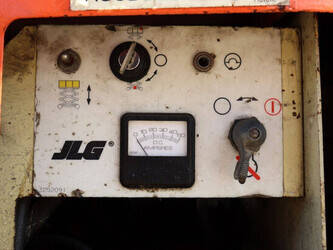 1995-jlg-cm-2546-46770401