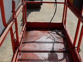 1995-jlg-cm-2546-46770409