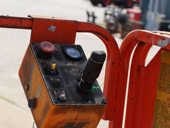 1995-jlg-cm-2546-46770410