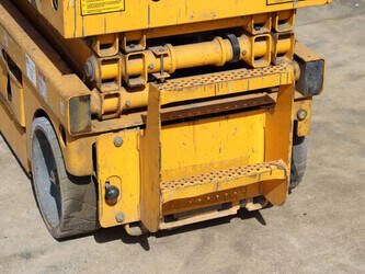 haulotte-compact-8-1445487-46770438