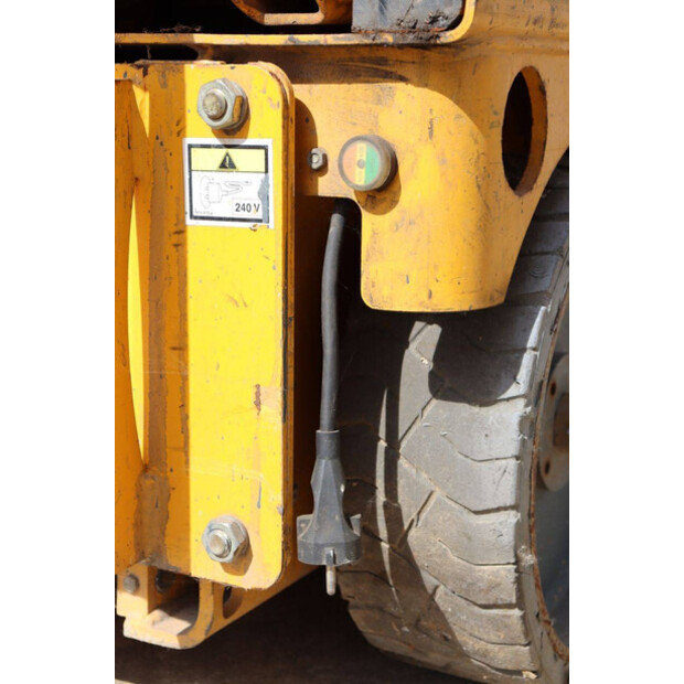 Haulotte COMPACT 8-46770439