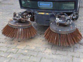 2011-schmidt-compact-200-46770537