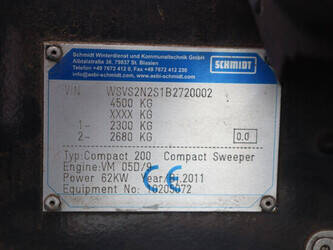 2011-schmidt-compact-200-46770548