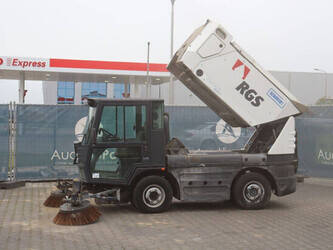 2011-schmidt-compact-200-46770560