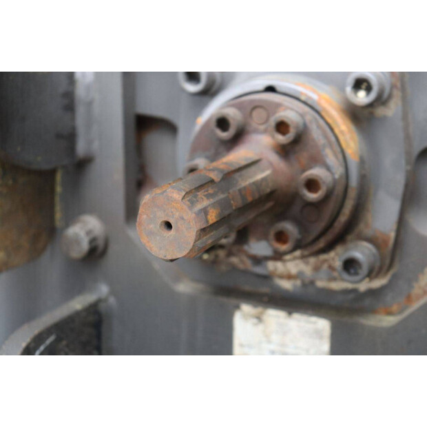 CLAAS ARION 610 C-46770585