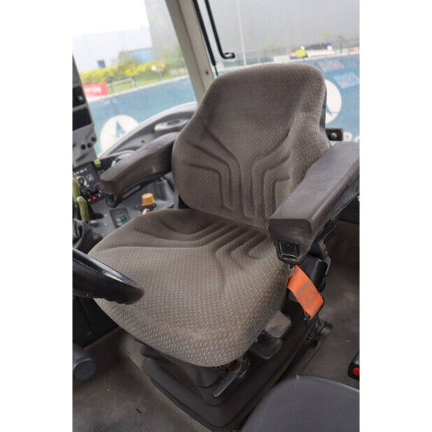 CLAAS ARION 610 C-46770589