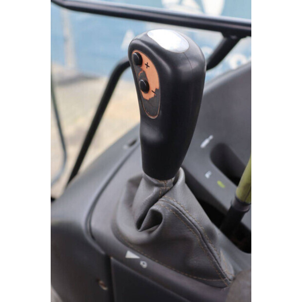 CLAAS ARION 610 C-46770593