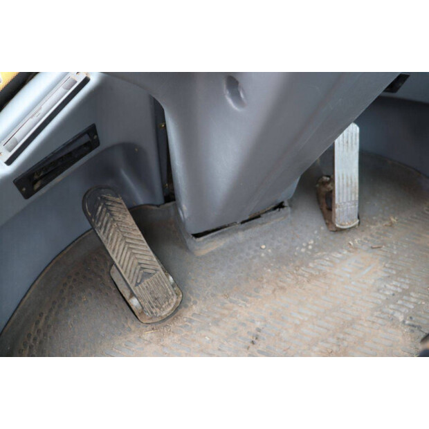 2001 فولفو L32B-Z-46770655