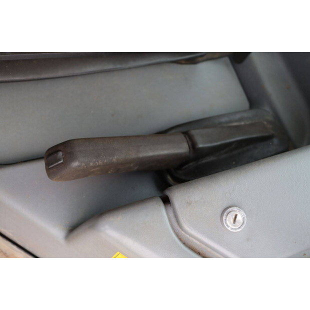 2001 فولفو L32B-Z-46770660