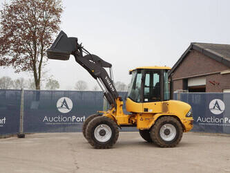 2001-volvo-l32b-z-46770671