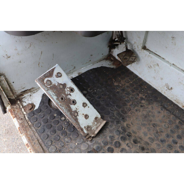 2004 فيديمان 5006 D81-46770750