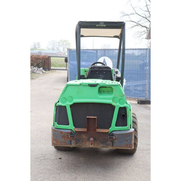 2015 Avant M745-46770771