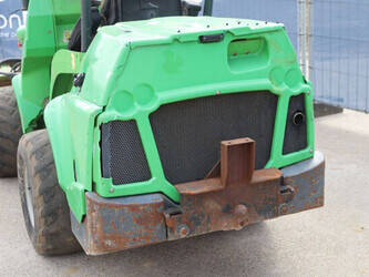 2015-avant-m745-46770781