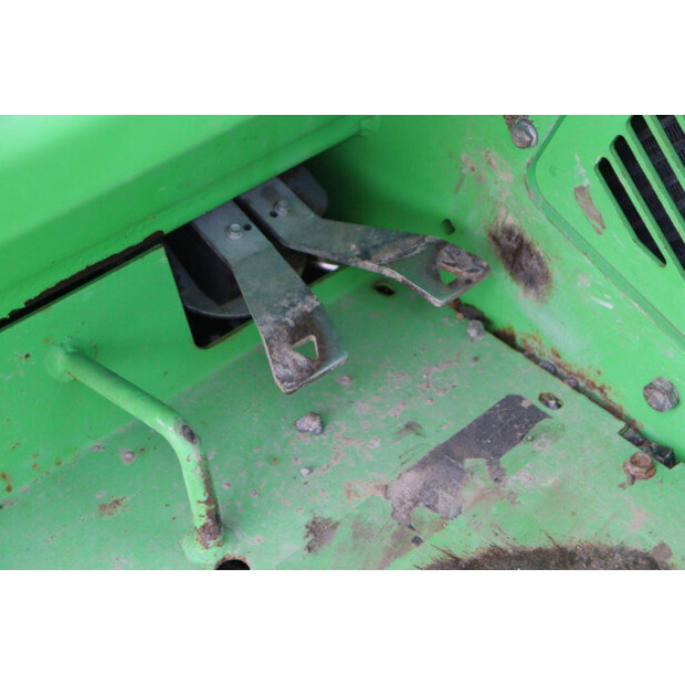 2015 Avant M745-46770786