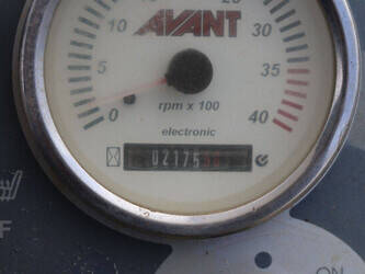 2015-avant-m745-46770788