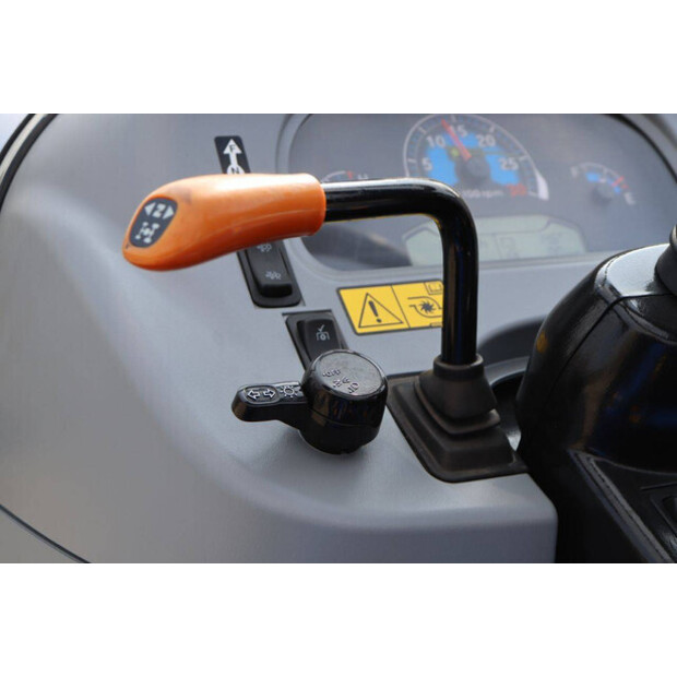 2024 New Holland BOOMER 55-46770822