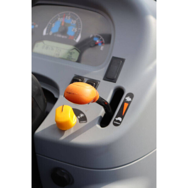 2024 New Holland BOOMER 55-46770823