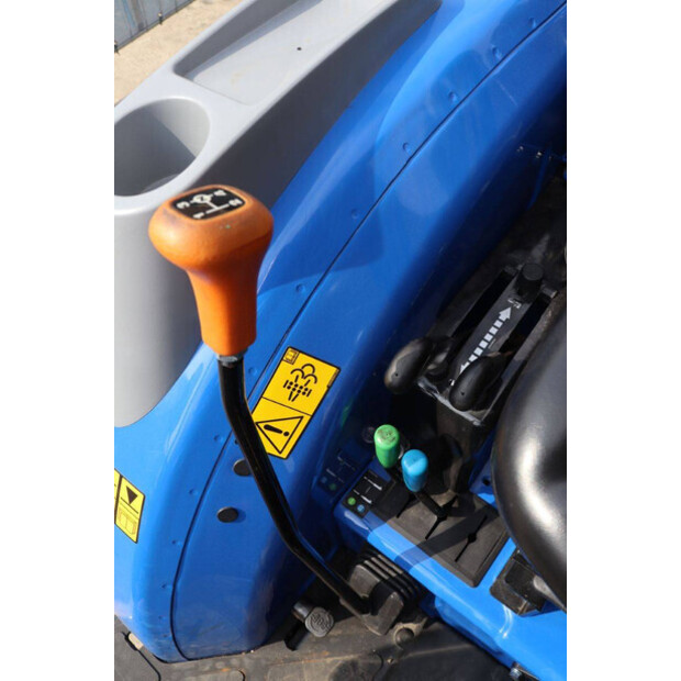 2024 New Holland BOOMER 55-46770827