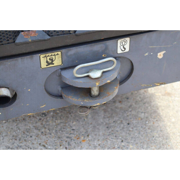 2020 Eurotrac 800/W10-46770855