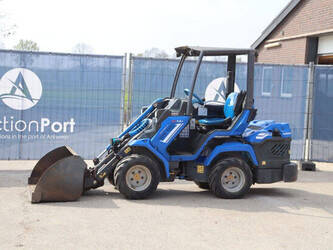 صورة ل شيولات 2014 MultiOne M17.3+