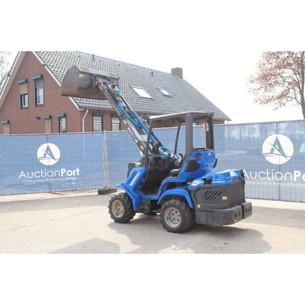 2014 MultiOne M17.3+-46770906