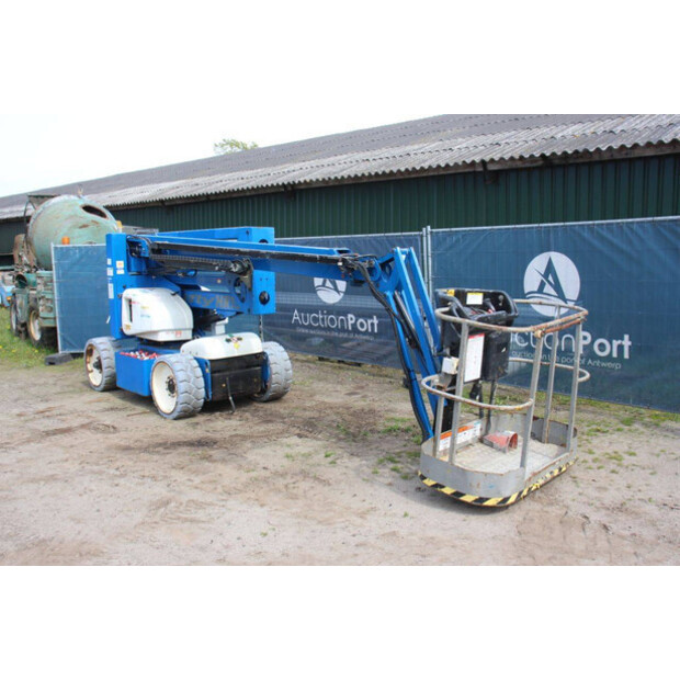 2011 NIFTY HR15 NDE-46771225