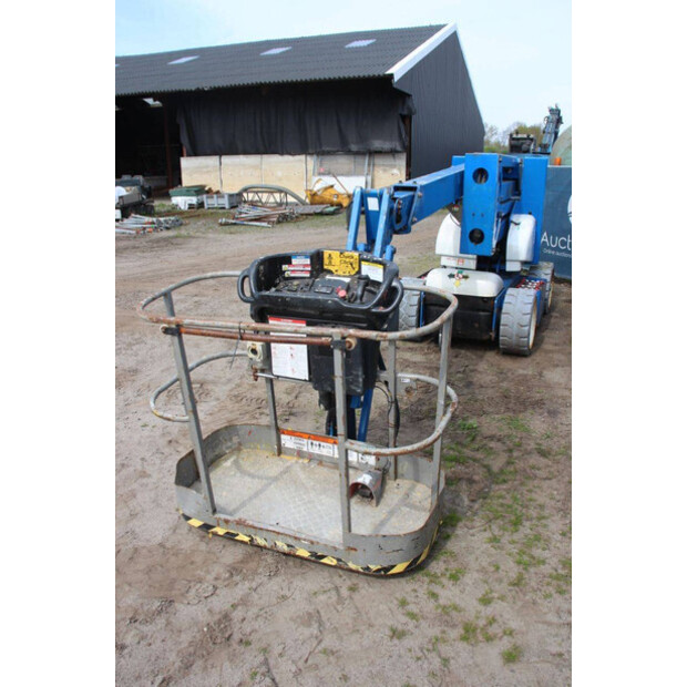 2011 NIFTY HR15 NDE-46771227