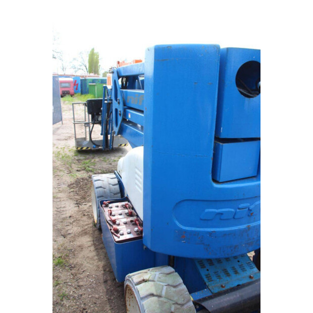 2011 NIFTY HR15 NDE-46771228