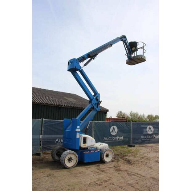 2011 NIFTY HR15 NDE-46771239