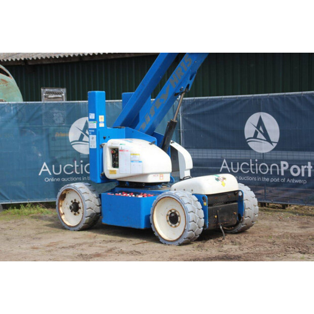 2011 NIFTY HR15 NDE-46771242